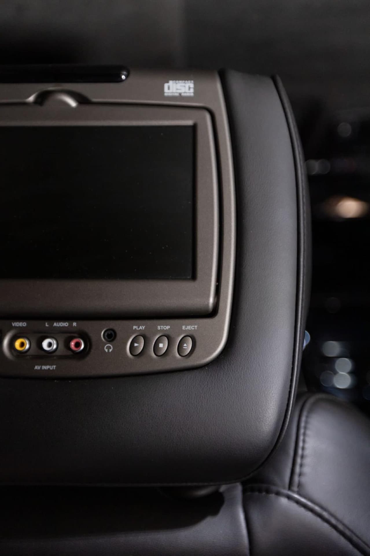 Cadillac Escalade ESV: photo 3