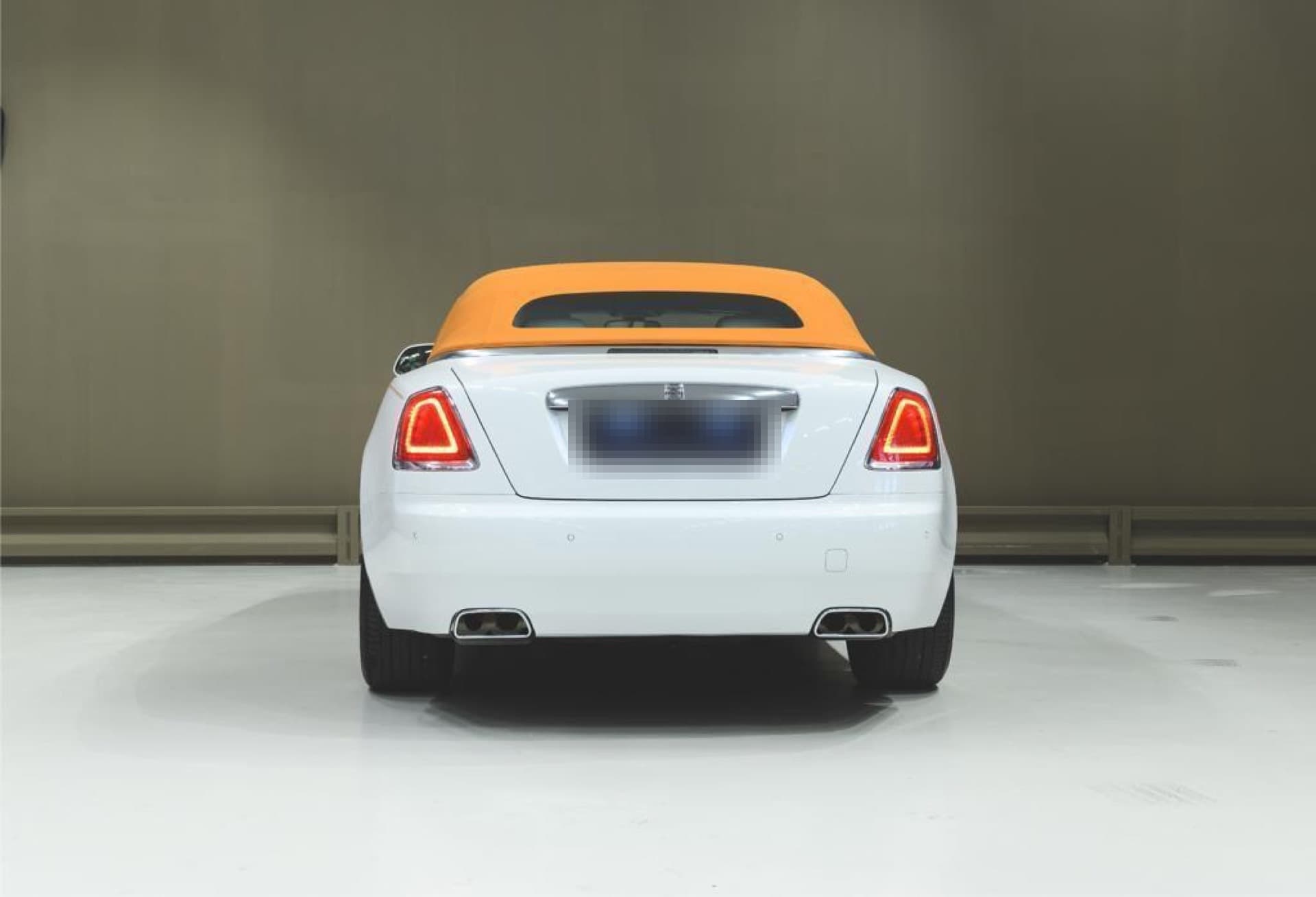 Rolls-Royce Dawn