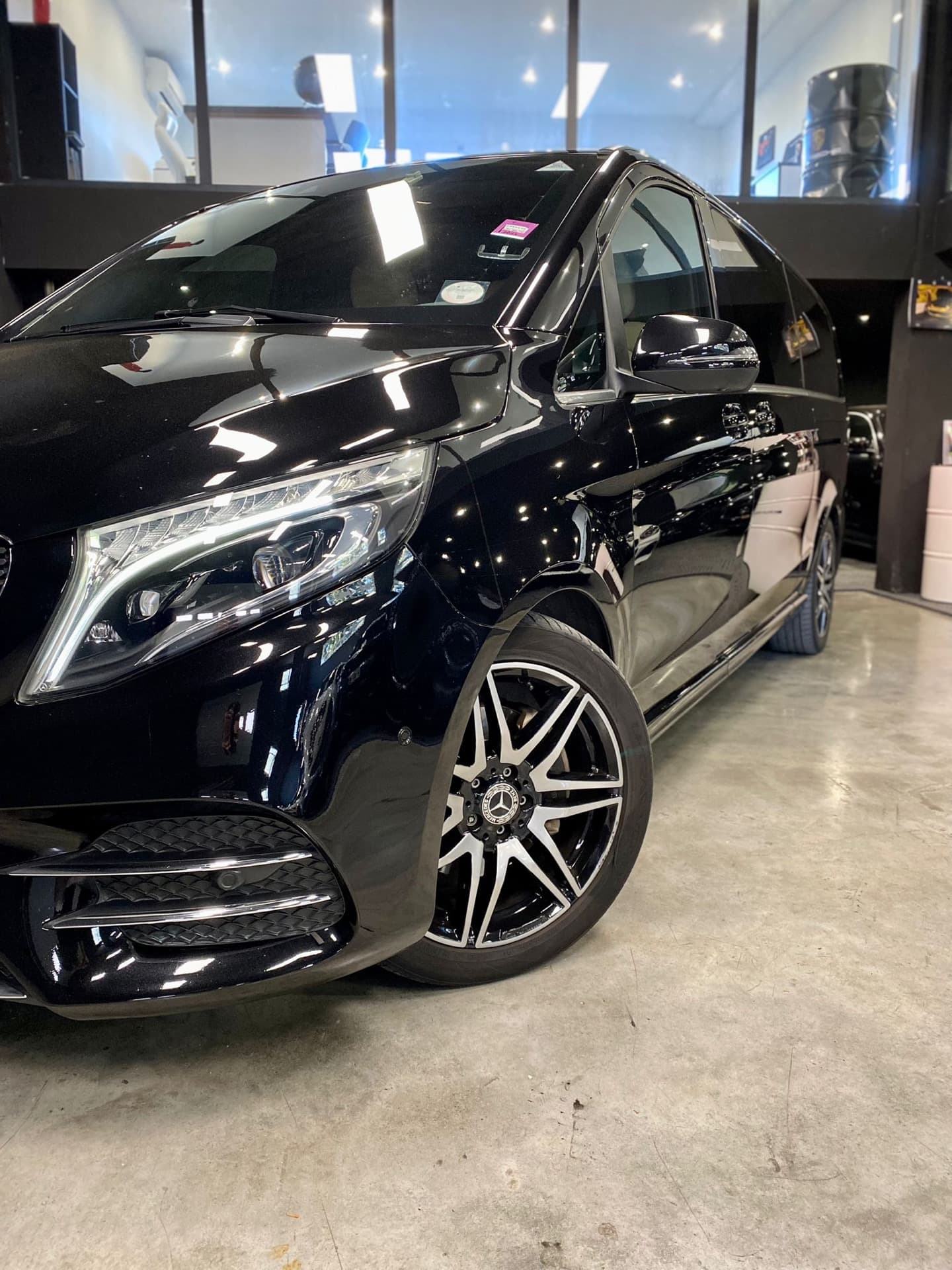 Mercedes-Benz V-Class: photo 5